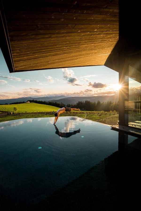 Aeon Hotel - Adults Only Bed & Breakfast Soprabolzano Exterior foto